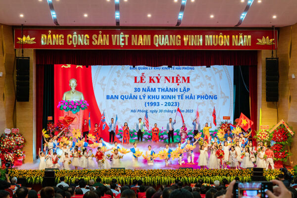 Lễ kỷ niệm 30 năm thành lập ban kinh tế thành phố Hải Phòng